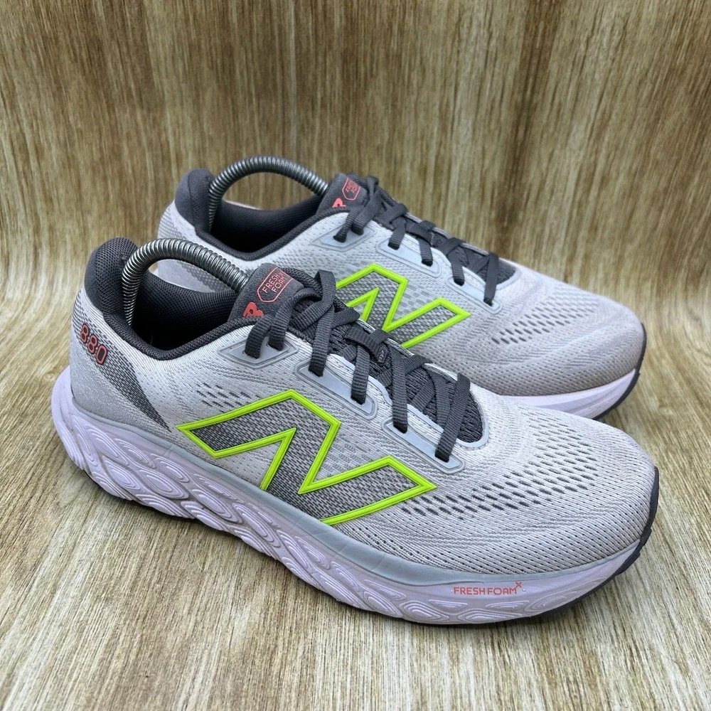 New Balance Fresh Foam x 880v14 Women's Size 10 D Running Shoe Grey W880F14